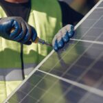 “Luz gratuita” pode custar caro para donos de painéis solares