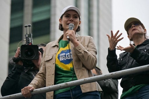 Michelle fala em ‘humilhação’ a Jair Bolsonaro e chora em manifestação na Avenida Paulista – CartaCapital