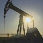Opep+ anuncia alta na produção de petróleo para retomar mercado