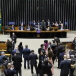 Plenário analisa proposta de criação do Sistema Nacional de Educação; acompanhe – Notícias