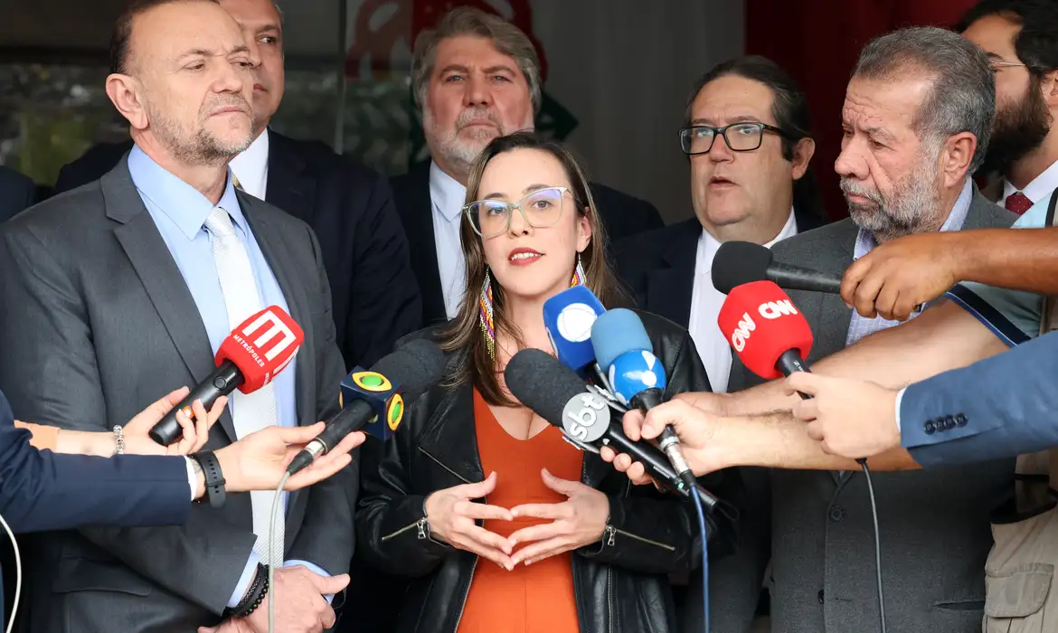 Presidenta do Psol tem visto cancelado pelos Estados Unidos