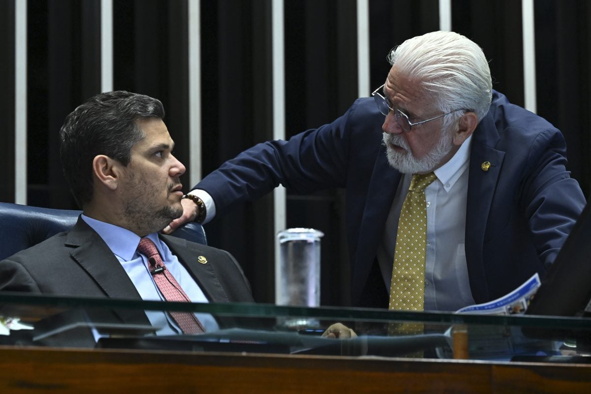 Protestos impulsionam PT na busca por frear o avanço bolsonarista no Senado – CartaCapital