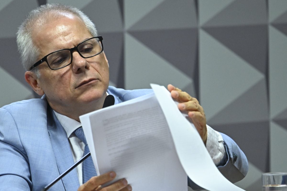 Ex-presidente do INSS se nega a responder perguntas de relator da CPI – CartaCapital