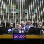 Câmara aumenta penas para crimes como extorsão e escudo humano – CartaCapital