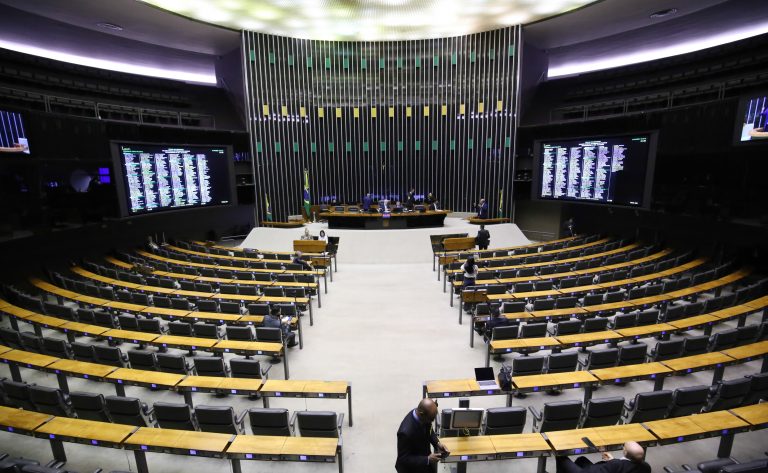 Câmara aprova novos critérios para Justiça decretar prisão preventiva – Notícias