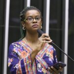 Câmara aprova pagamento de piso salarial dos professores para contratos temporários; acompanhe – Notícias