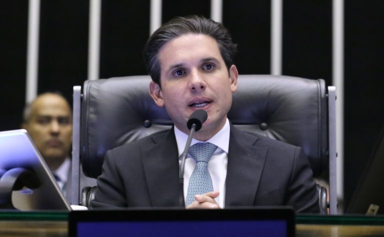 Discussão e votação de propostas legislativas. Presidente da Câmara dos Deputados, Hugo Motta (REPUBLICANOS - PB)
