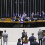 Câmara deve votar projetos sobre falsificação de bebidas e enfrentamento ao câncer de mama – Notícias