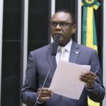 Comissão aprova criação de programa nacional contra o etarismo – Notícias