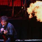 Em meio à crise política, Milei lança livro e canta rock – CartaCapital