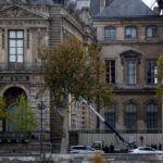 Ladrões roubam joias de valor inestimável do Louvre à luz do dia