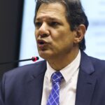 Medidas de corte de gastos serão inseridas em novo projeto, diz Haddad