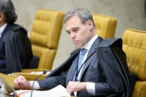 Mendonça determina bloqueio de R$ 390 milhões de sindicato investigado por fraude no INSS – CartaCapital