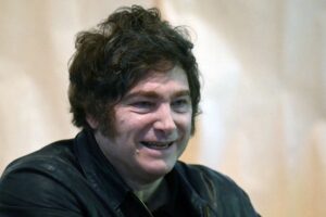 Milei se reúne com governadores em busca de apoio para reformas na Argentina – CartaCapital