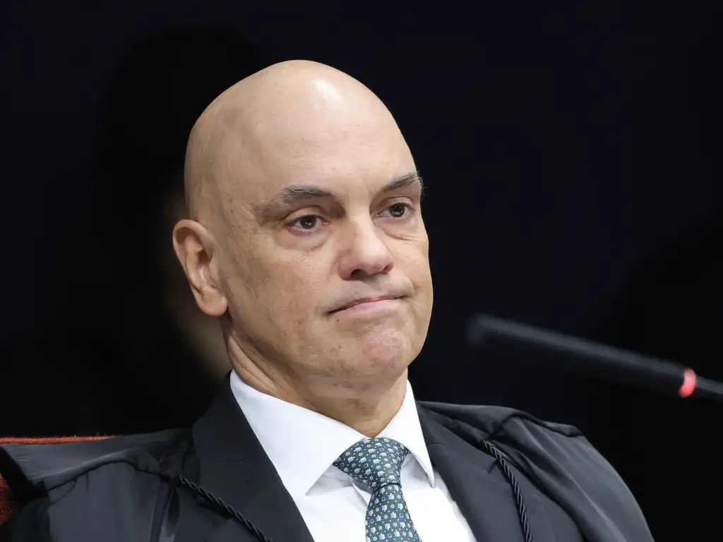 Moraes pede vista em julgamento da desonaeração da folha