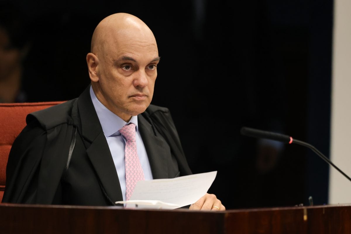 Moraes quer atualizações diárias de tornozeleiras de Mauro Cid, Collor e Daniel Silveira – CartaCapital