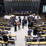 Plenário reúne-se nesta manhã para votar acordo internacional e urgência para projetos de lei – Notícias