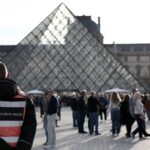 Polícia francesa anuncia mais cinco detenções por roubo no Louvre – CartaCapital