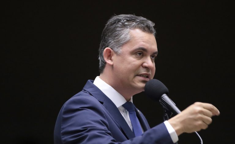 Discussão e votação de propostas legislativas. Dep. Gilson Daniel (PODE - ES)