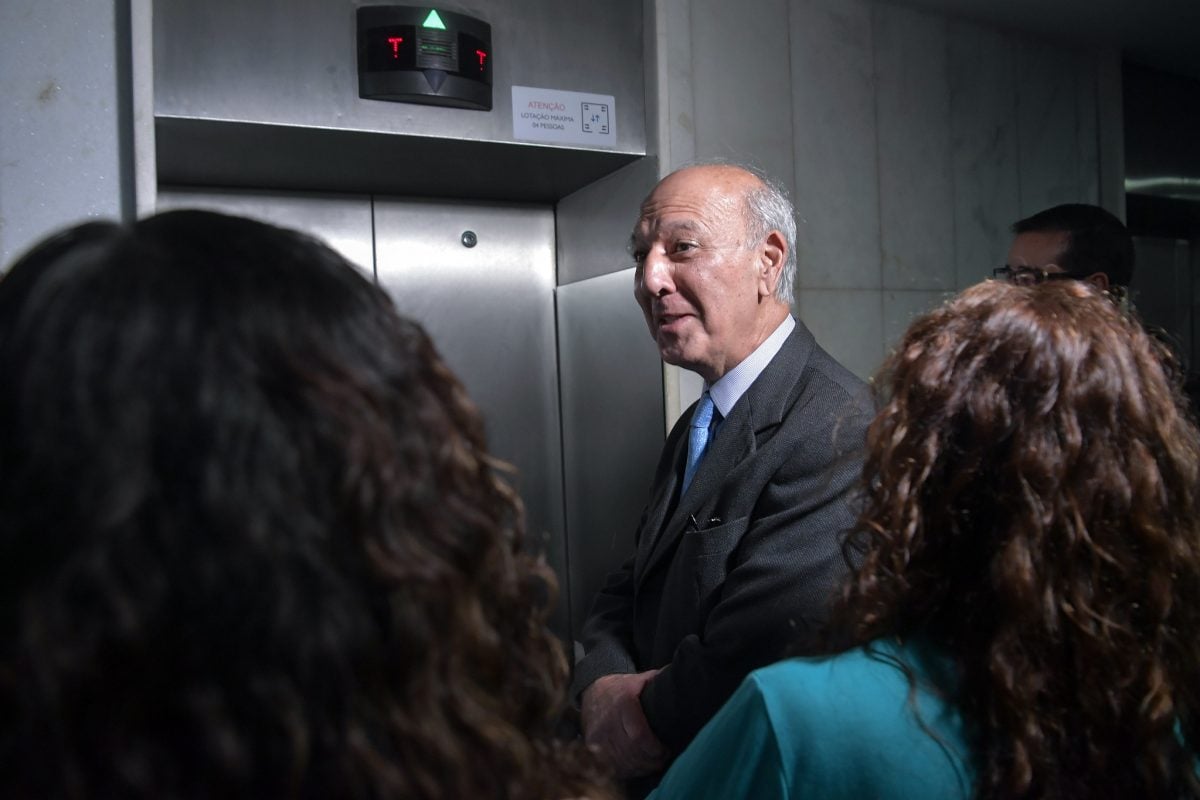 STJ mantém condenação de ex-governador do DF por improbidade – CartaCapital