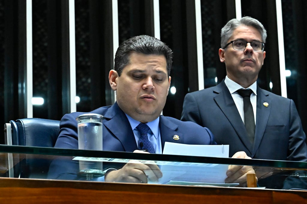 Senado aprova projeto com penas mais duras para crimes violentos; texto segue para a Câmara – CartaCapital