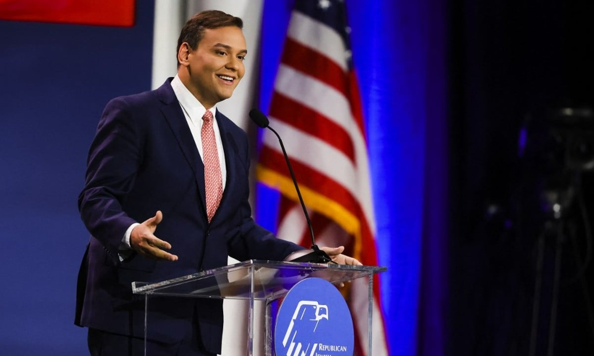 Trump manda soltar George Santos, ex-deputado dos EUA filho de brasileiros – CartaCapital