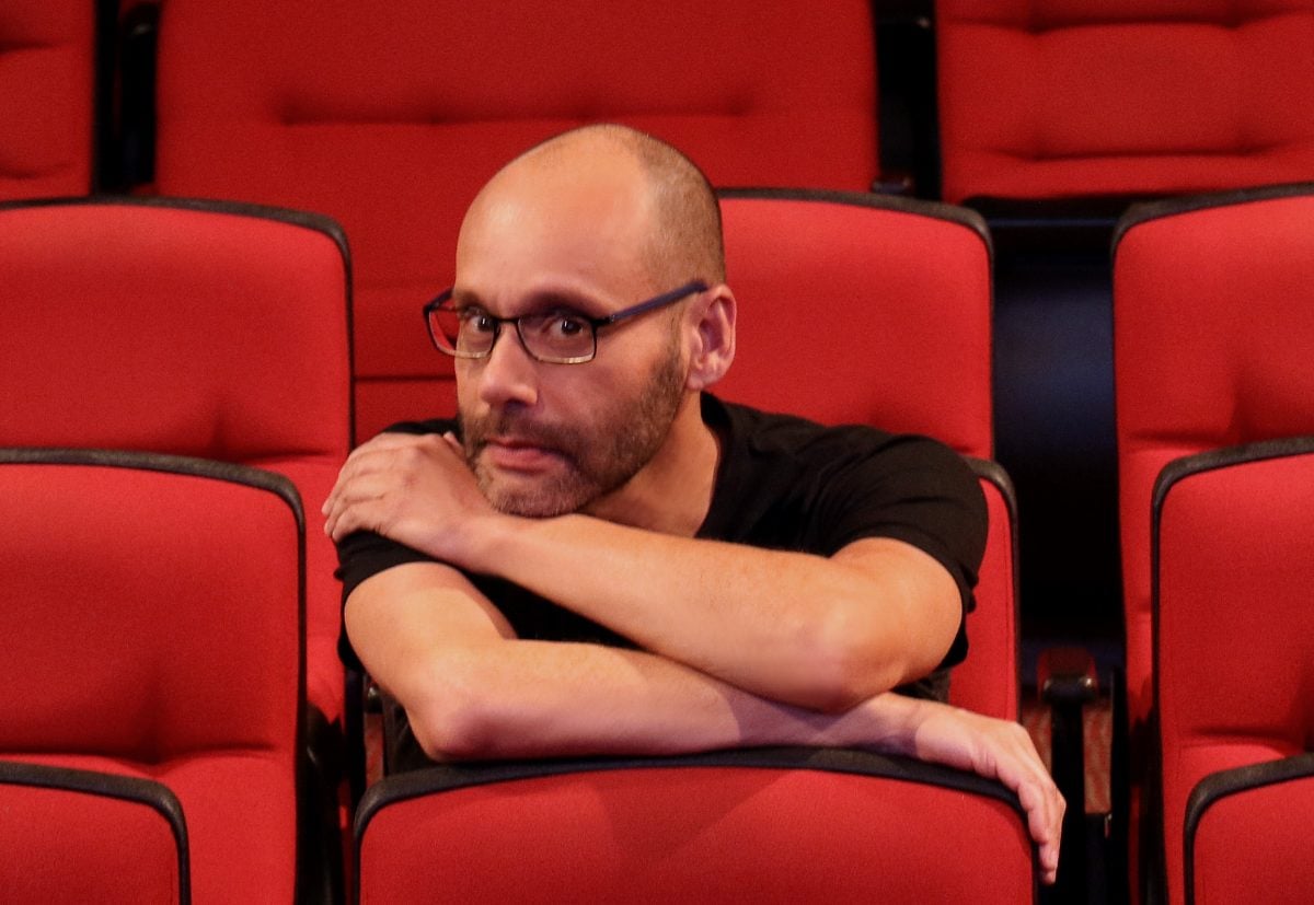 ‘Mercado é regido por likes, views e número de seguidores’, diz o cantor Carlos Navas – CartaCapital