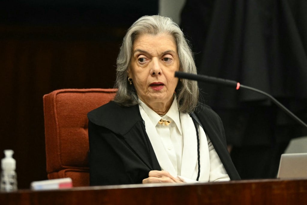 Cármen Lúcia enterra mais um habeas corpus que tentava livrar Bolsonaro da prisão – CartaCapital
