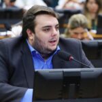 Comissão aprova projeto que admite carteira profissional de radialista como prova de identidade – Notícias