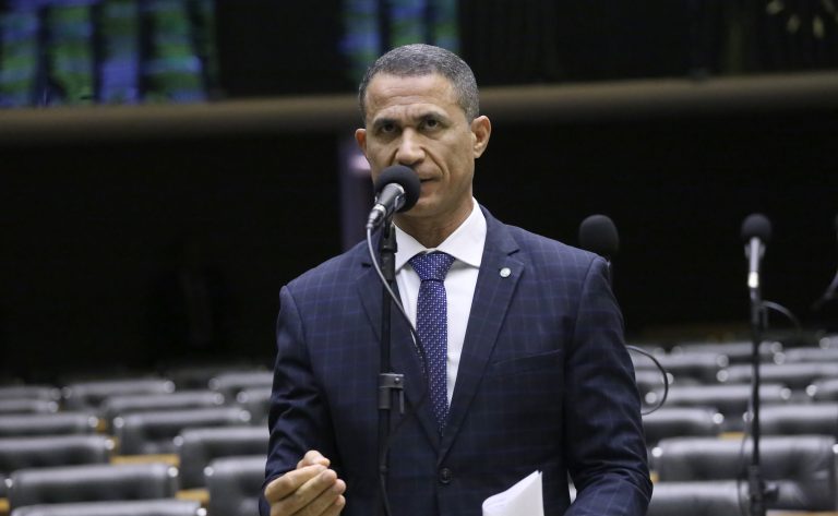 Discussão e votação de propostas legislativas. Dep. Coronel Assis (UNIÃO - MT)