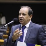 Comissão atribui a bombeiros definir regras para instalação de tomada de carro elétrico – Notícias