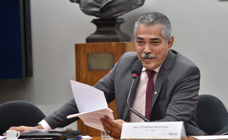 Audiência Pública - Conhecimentos Ancestrais à Medicina Moderna: O Curador e o Doutor. Dep. Leonardo Monteiro (PT - MG)