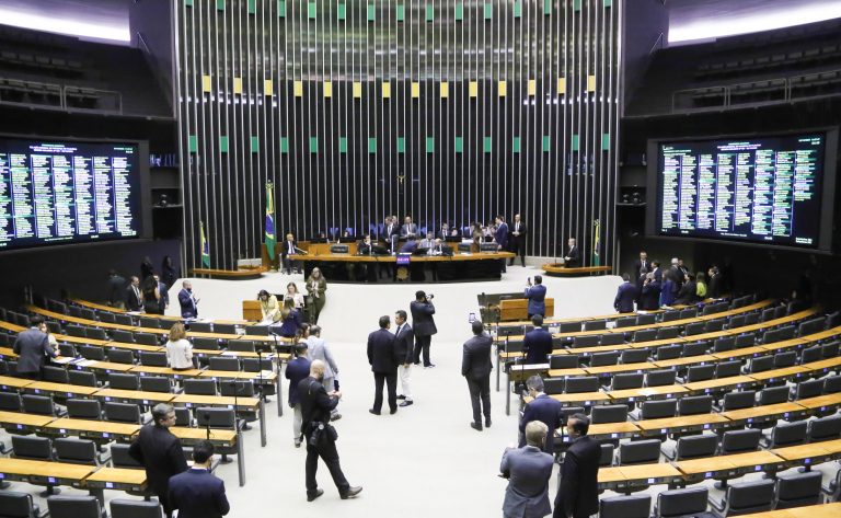 Congresso inicia sessão para analisar vetos e projetos de lei; acompanhe - Notícias