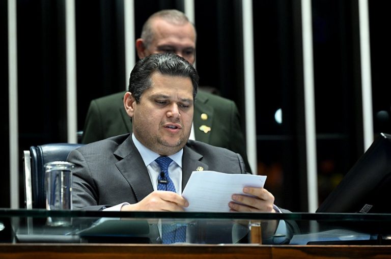 Alcolumbre: "Calendário foi acordado com lideranças"