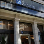 Defesa de Vorcaro mostra novos documentos e volta a negar fuga