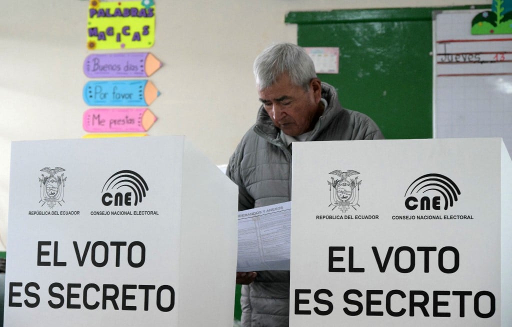 Equador faz referendo sobre volta de bases militares estrangeiras e nova Constituição – CartaCapital