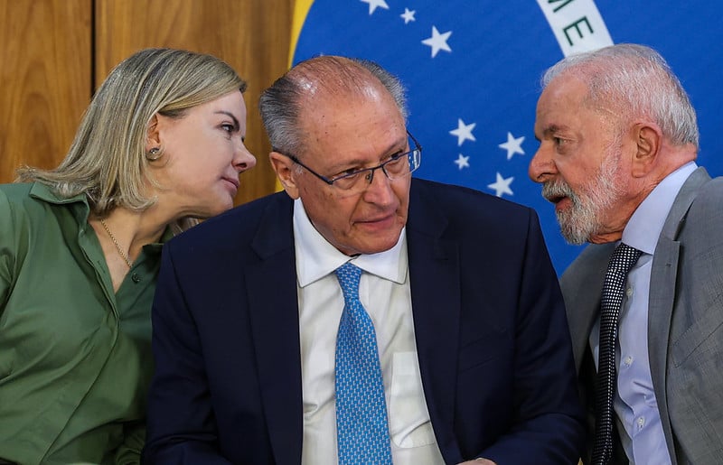 Governo é contra equiparar facções ao terrorismo, diz Gleisi Hoffmann – CartaCapital