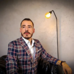 Influenciador do movimento ‘red pill’ é preso no interior de SP após agredir a namorada – CartaCapital