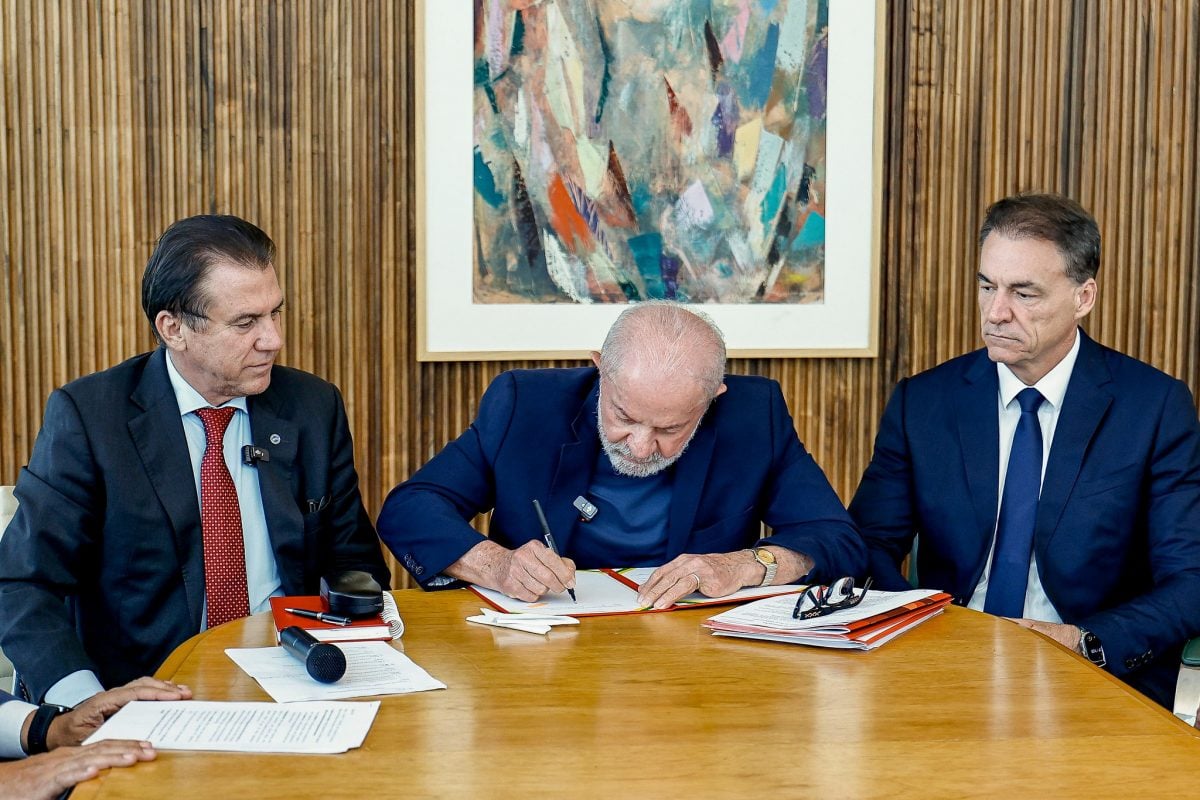 Lula assina decreto que muda regras do vale-alimentação e refeição – CartaCapital