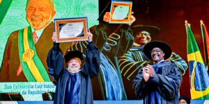 Lula recebe título de doutor honoris causa em Moçambique