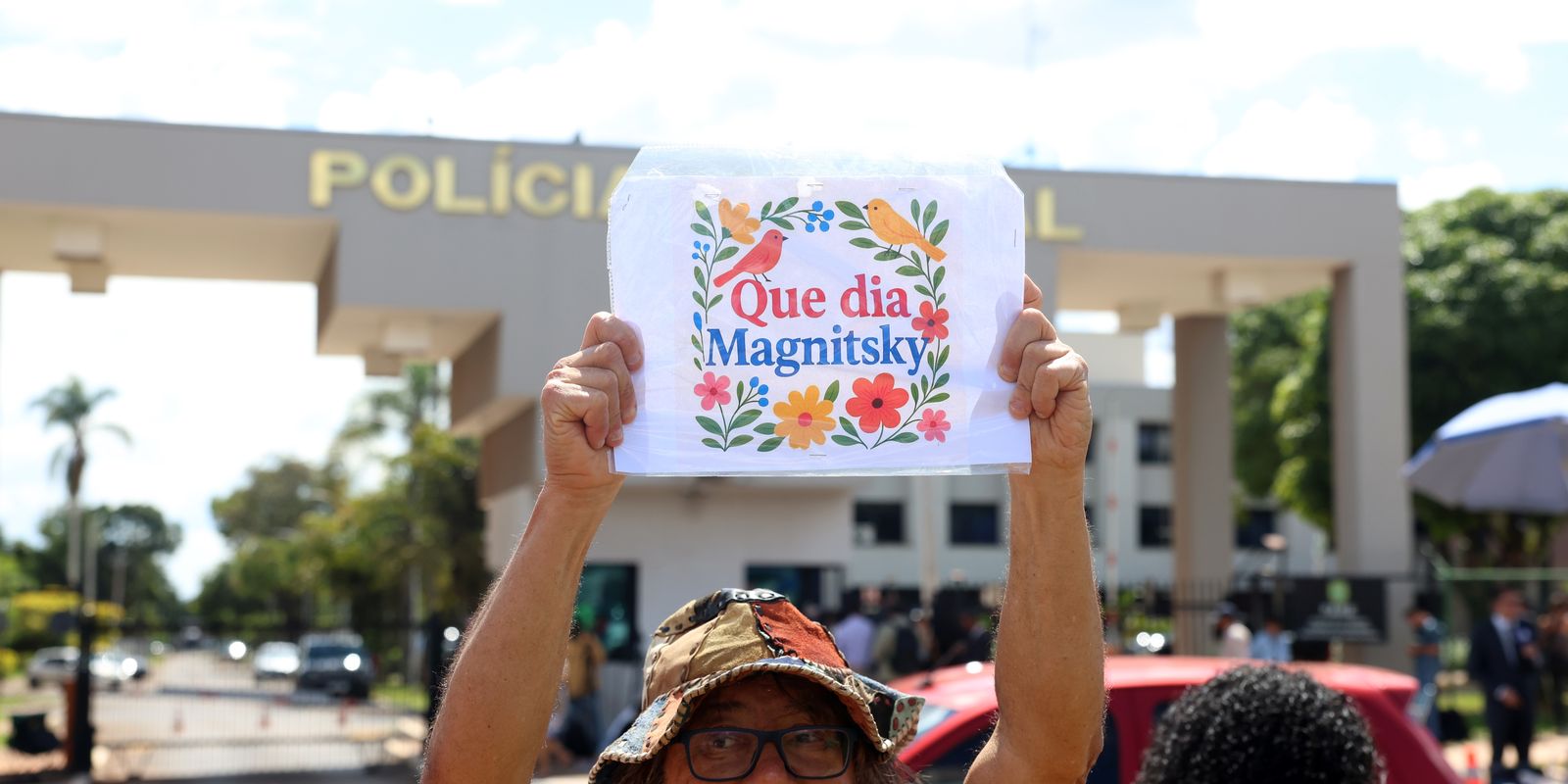 Ministros de Lula defendem decisão de Moraes sobre prisão de Bolsonaro