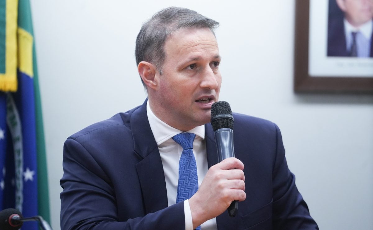 Parecer de Derrite no PL Antifacção abre margem para 'inaceitável interferência', diz Receita Federal – CartaCapital