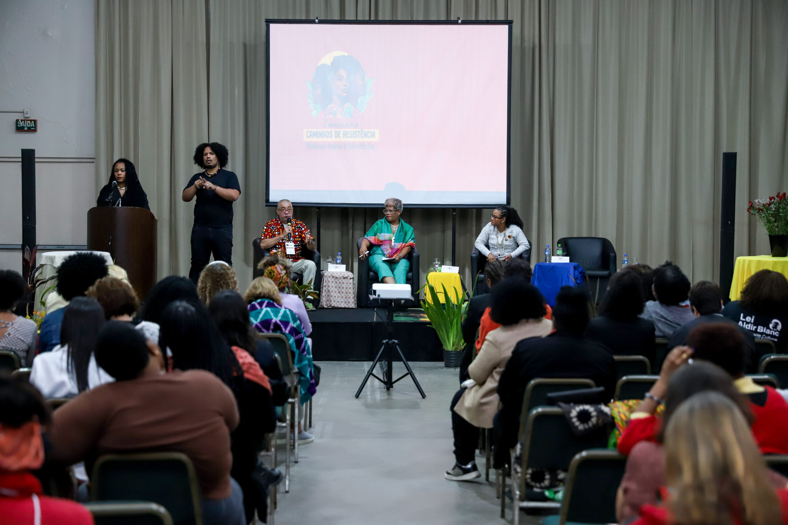 'Pra gente ser reconhecida e poder ter voz, a gente tem que andar de bando', afirma quilombola — Brasil de Fato