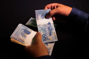 Restrição a uso de grandes quantias em dinheiro é aprovada pela CCJ do Senado – CartaCapital