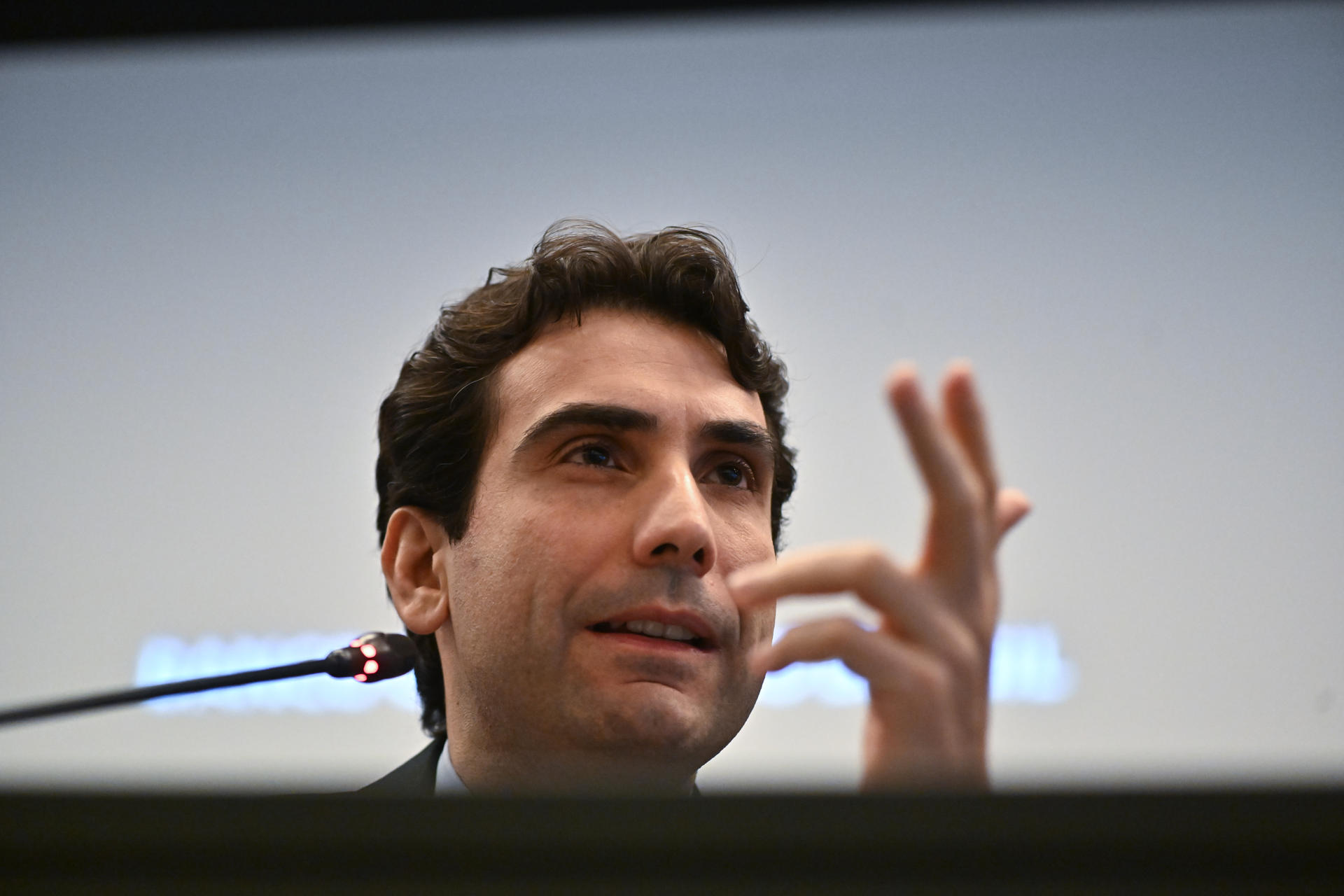 Risco fiscal, agro em alerta e tarifas dos EUA