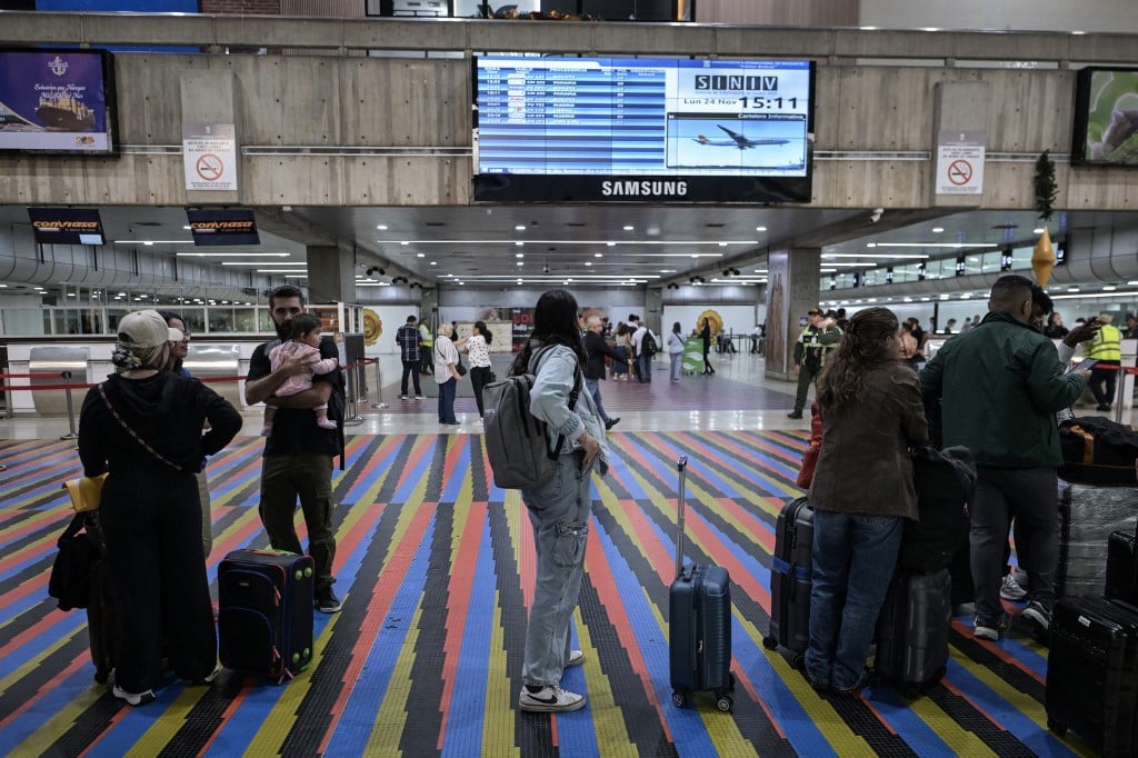 Venezuela revoga licenças de companhias aéreas que suspenderam voos no país – CartaCapital