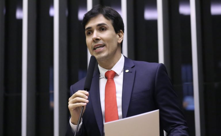 Discussão e votação de propostas legislativas. Dep. Euclydes Pettersen (REPUBLICANOS - MG).