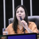 Comissão aprova obrigação de agressor pagar tratamento psicológico de vítimas de violência doméstica – Notícias