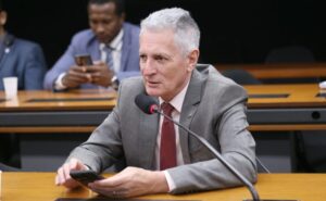 Deputado Rogério Correia (PT-MG) na Comissão de Finanças e Tributação da Câmara dos Deputados