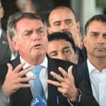 Em carta, Bolsonaro confirma indicação de Flávio como pré-candidato à Presidência em 2026 – CartaCapital